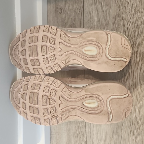 NIKE Air Max 97 Metallic Particle Beige Womwn US 5.5 - Picture 7 of 7